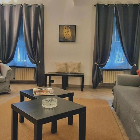 شقة Posidonia Casa Al Mare In Citta جنوة المظهر الخارجي الصورة